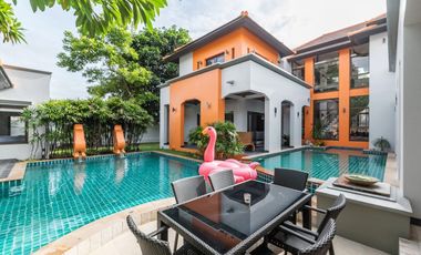 À vendre et à louer 4 chambres villa à Bang Lamung, Chonburi