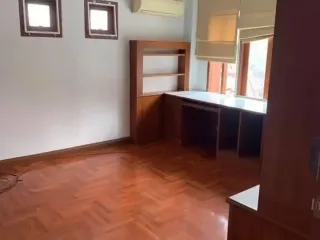 For rent 4 bedrooms townhouse in Watthana, Bangkok