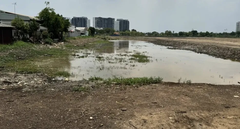 出售 土地 在 Bang Phli, Samut Prakan