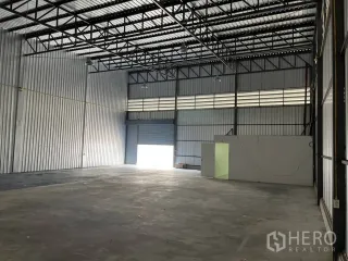 出租 仓库 在 Bang Phli, Samut Prakan
