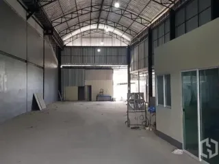 出租 仓库 在 Bang Phli, Samut Prakan