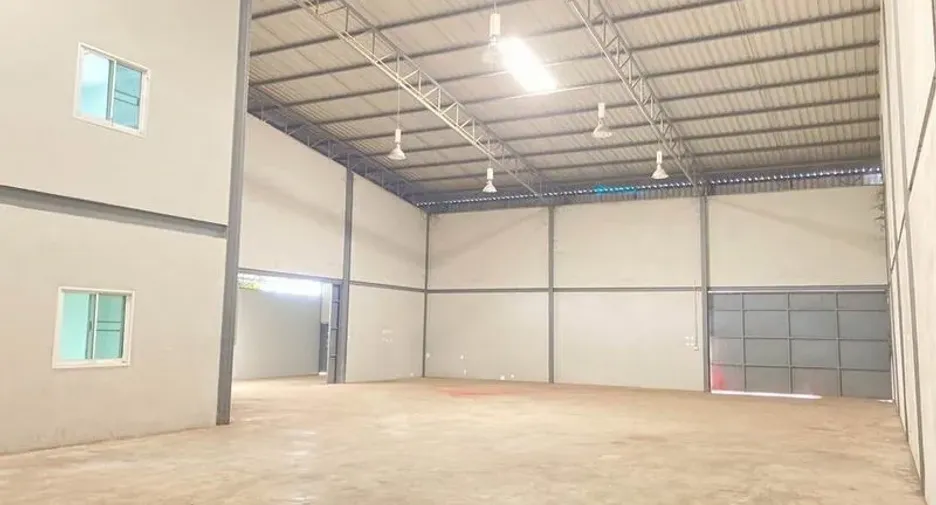 出租 仓库 在 Bang Phli, Samut Prakan