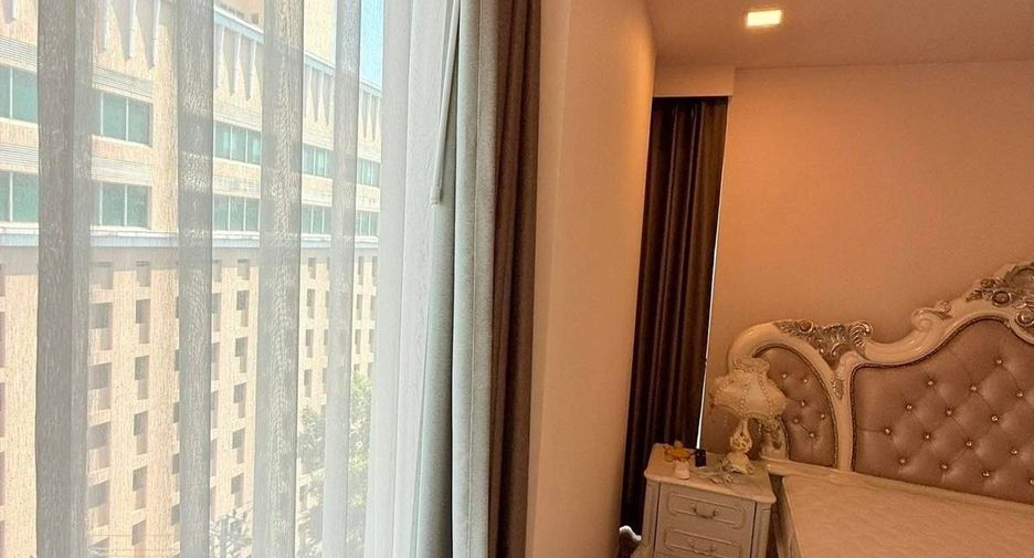 For sale 2 bedrooms condo in Pathum Wan, Bangkok