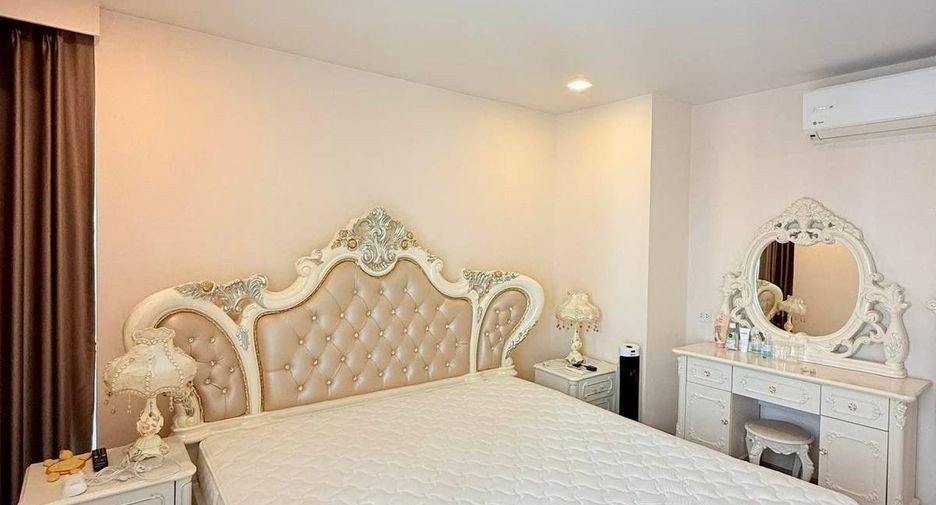 For sale 2 bedrooms condo in Pathum Wan, Bangkok