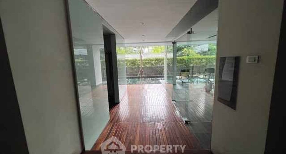 For sale 1 bed condo in Watthana, Bangkok