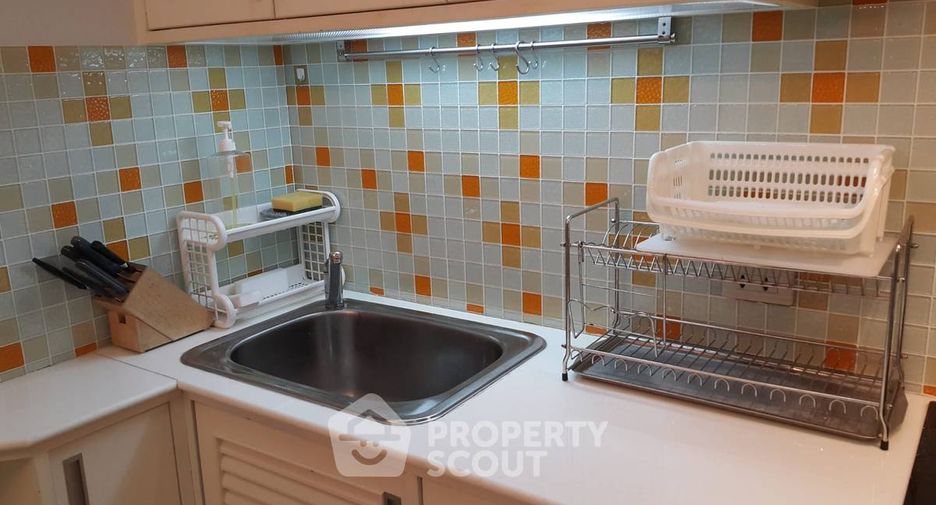 Condo en alquiler de 1 habitaciones en Sathon, Bangkok