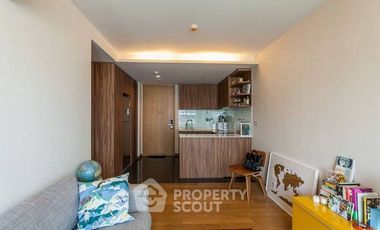 For rent 2 bedrooms condo in Watthana, Bangkok