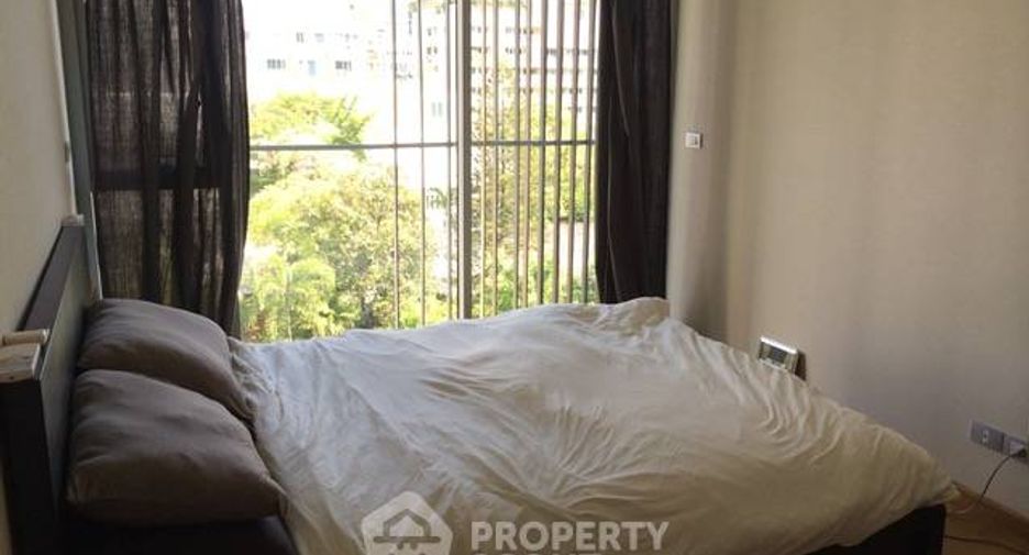 For rent 2 bedrooms condo in Watthana, Bangkok