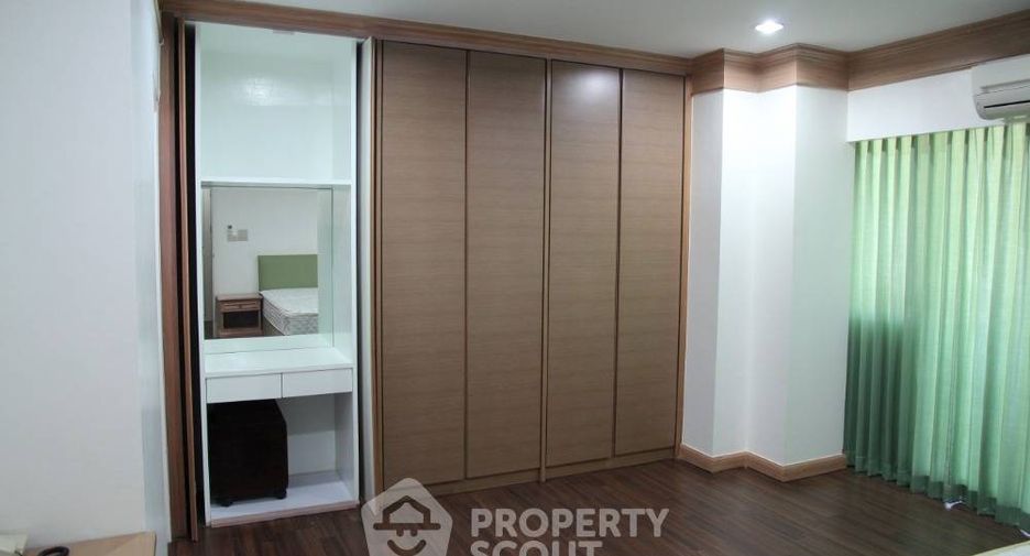For rent 2 bedrooms condo in Bang Na, Bangkok