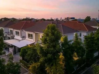 For rent 3 bedrooms house in Saphan Sung, Bangkok