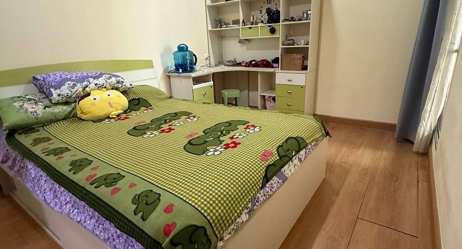 For rent 2 bedrooms condo in Ratchathewi, Bangkok