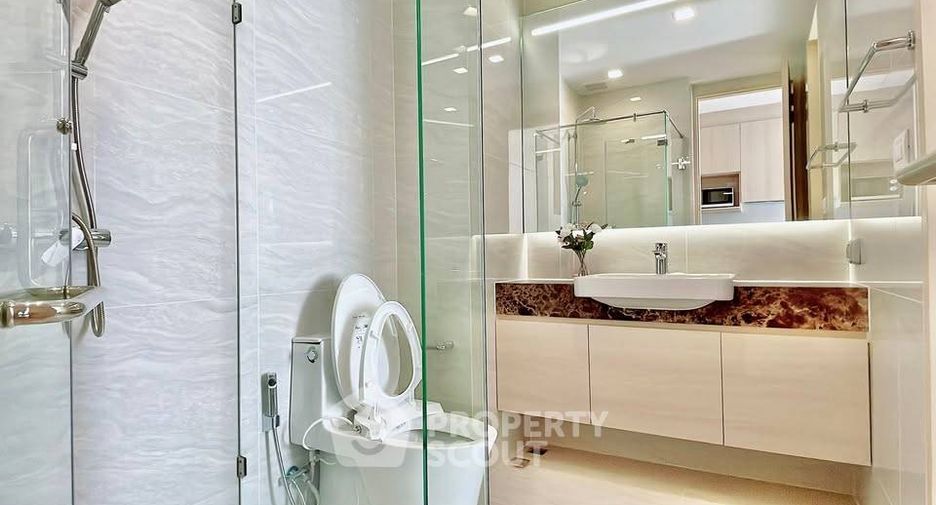 For rent 1 bed condo in Watthana, Bangkok