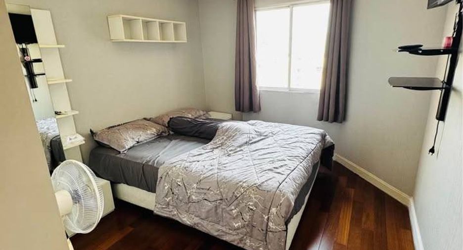 For sale 2 bedrooms condo in Yan Nawa, Bangkok