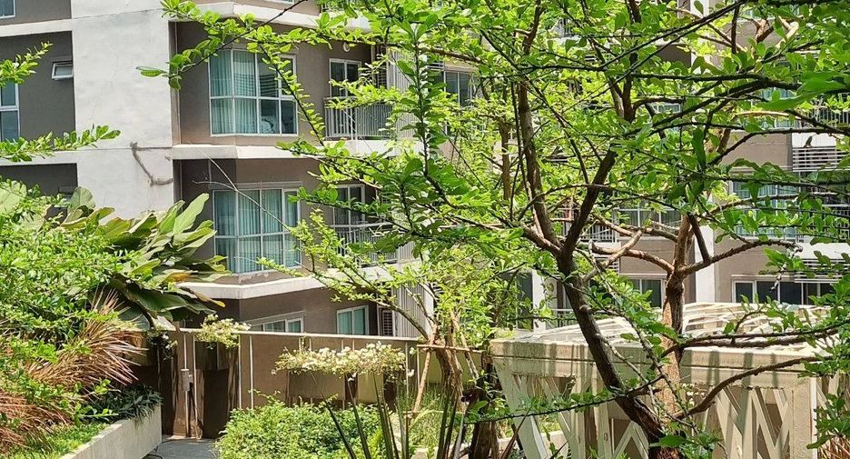 For sale 1 bed condo in Huai Khwang, Bangkok