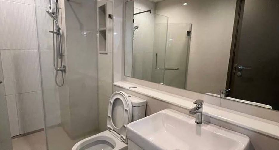 For rent 1 bed condo in Huai Khwang, Bangkok