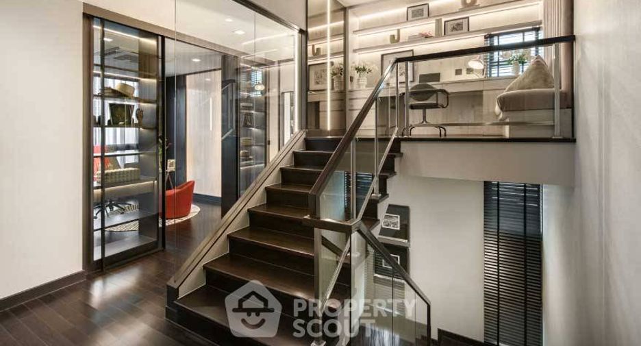 For sale 5 bedrooms house in Saphan Sung, Bangkok