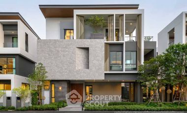 For sale 5 bedrooms house in Saphan Sung, Bangkok