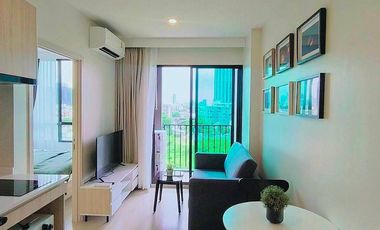 For sale 1 bed condo in Huai Khwang, Bangkok