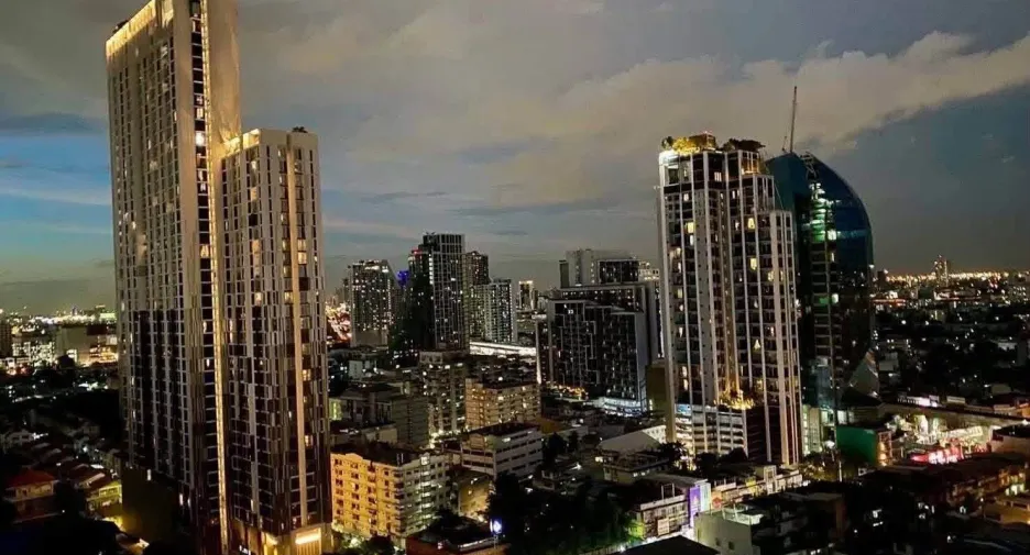 For sale and for rent 2 bedrooms condo in Phaya Thai, Bangkok