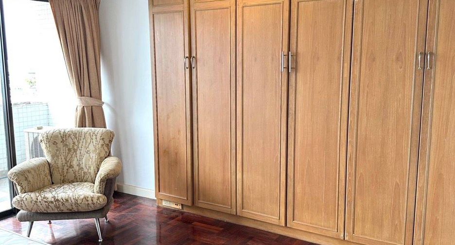 For rent and for sale 3 bedrooms condo in Watthana, Bangkok