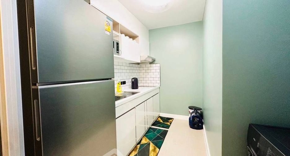 For sale 2 bedrooms condo in Huai Khwang, Bangkok