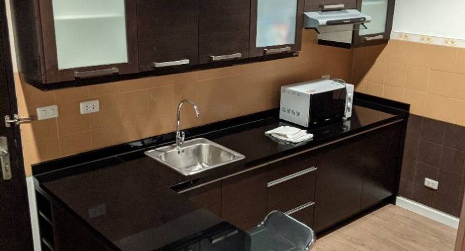 For sale 1 bed condo in Ratchathewi, Bangkok