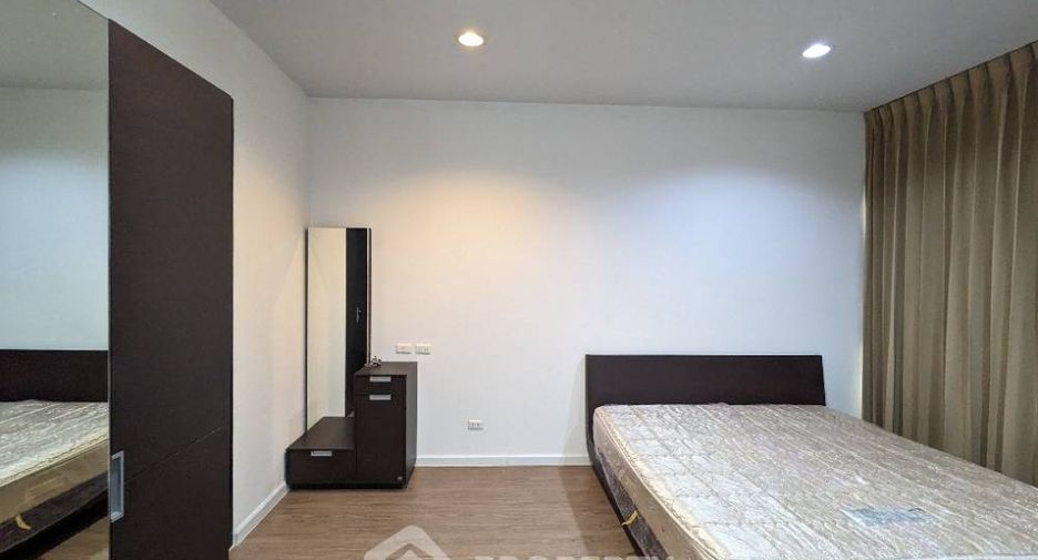 For sale 1 bed condo in Ratchathewi, Bangkok