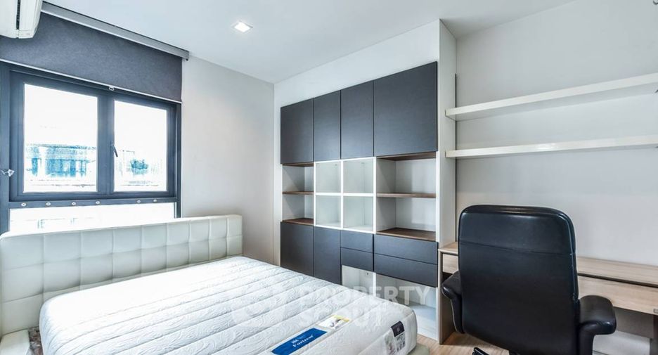 Condo en venta de 2 habitaciones en Sathon, Bangkok