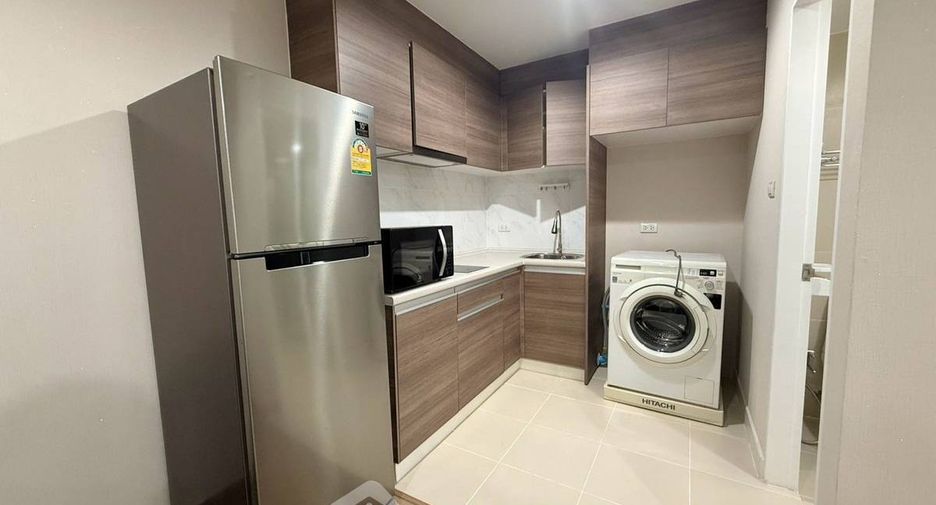Condo en alquiler y en venta de 1 habitaciones en Huai Khwang, Bangkok