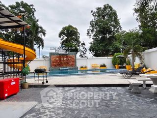 For Rent 6 Bedroom Villa In Bang Lamung, Chonburi
