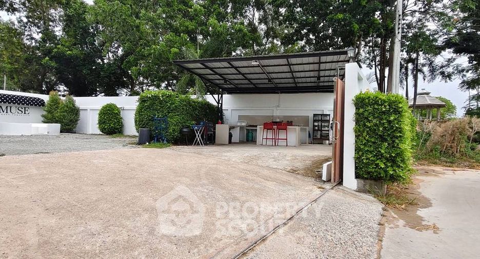 For rent and for sale 7 bedrooms villa in Bang Lamung, Chonburi
