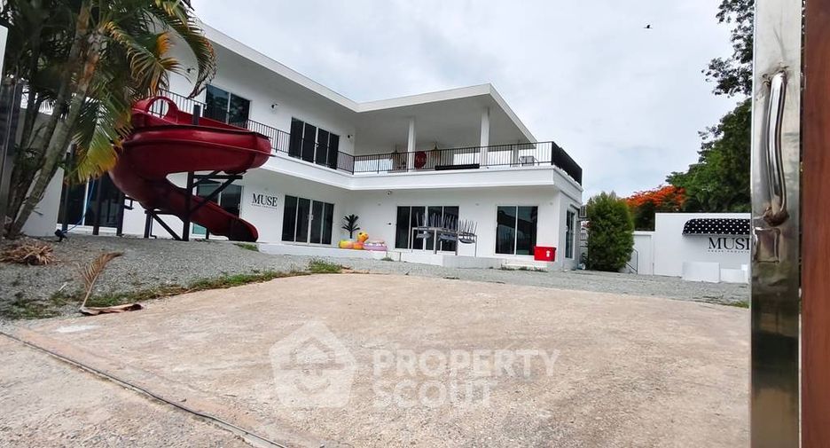For rent and for sale 7 bedrooms villa in Bang Lamung, Chonburi