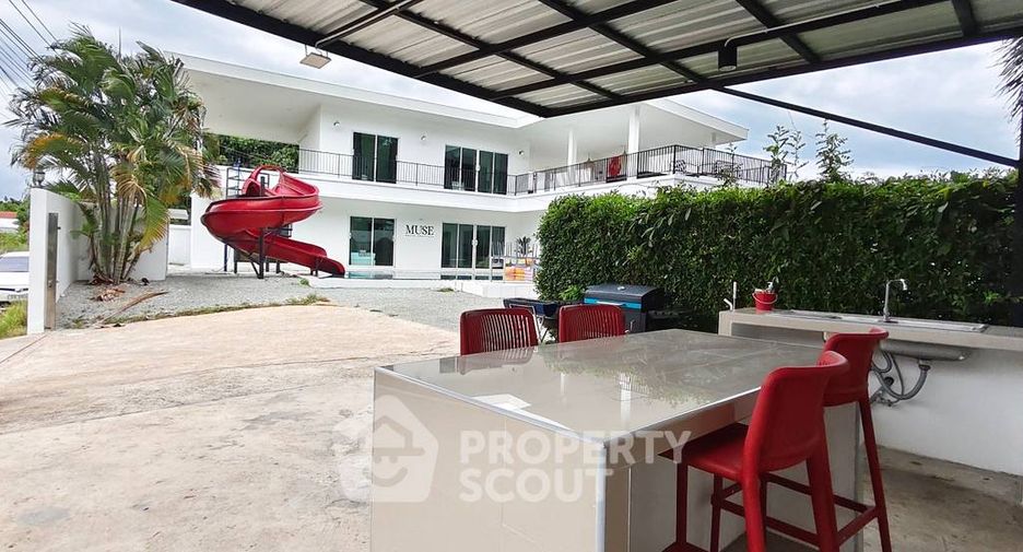 For rent and for sale 7 bedrooms villa in Bang Lamung, Chonburi