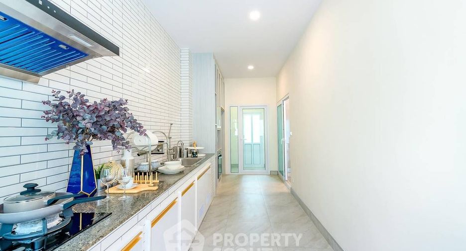 À vendre 5 chambres villa à Huay Yai, Pattaya