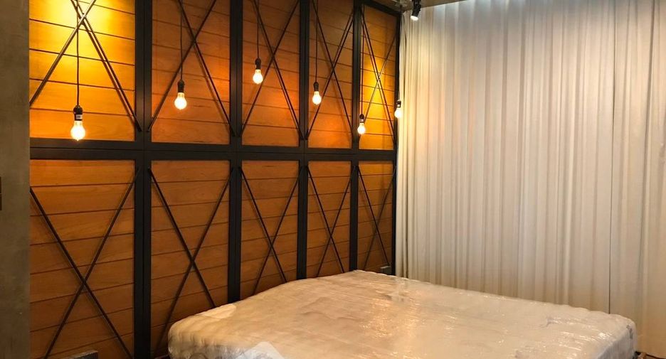 For sale 2 bedrooms condo in Sathon, Bangkok