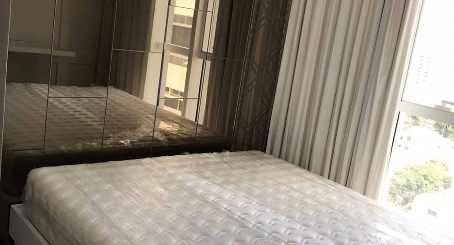For sale 2 bedrooms condo in Sathon, Bangkok