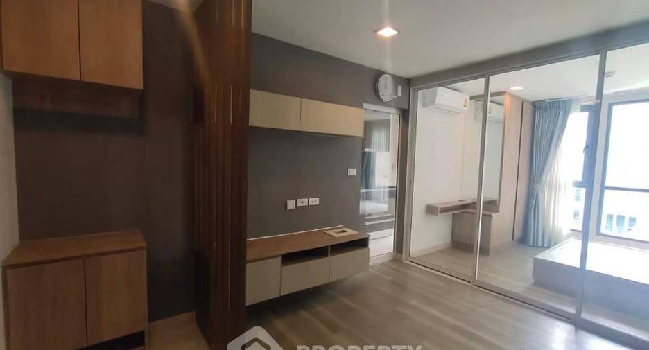 For sale 1 bed condo in Phra Khanong, Bangkok