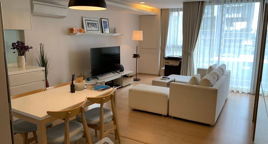 For sale 2 bedrooms condo in Khlong Toei, Bangkok