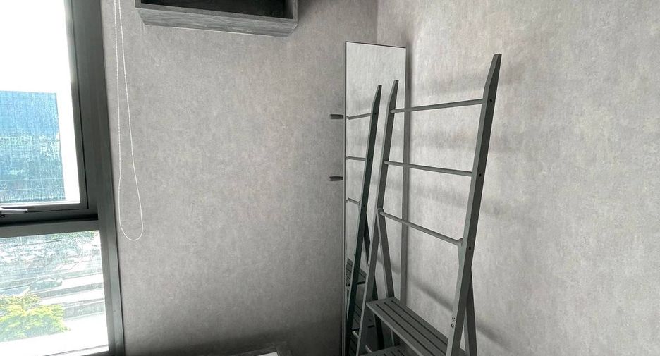 Продажа 1 кровать кондо в Хуаи Кхщанг, Бангкок