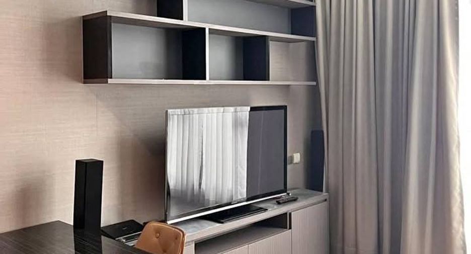 For sale 1 bed condo in Sathon, Bangkok