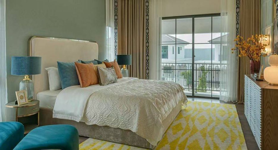 For sale 4 bedrooms house in Khan Na Yao, Bangkok