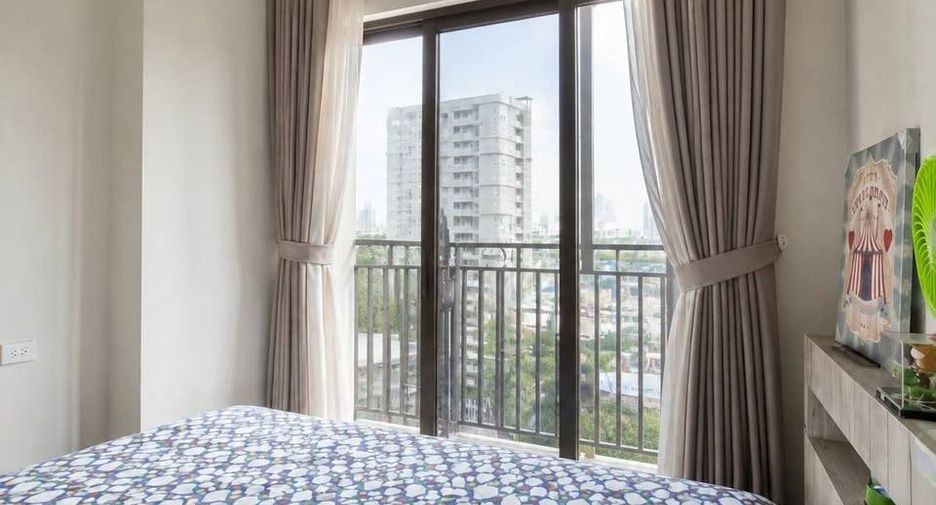 For sale 2 bedrooms condo in Ratchathewi, Bangkok