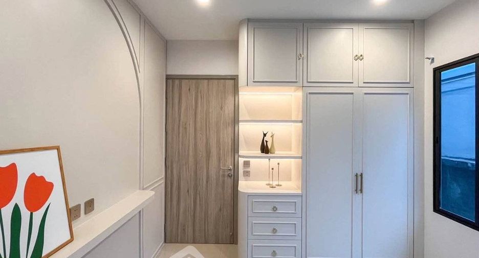 For rent and for sale 4 bedrooms house in Prawet, Bangkok