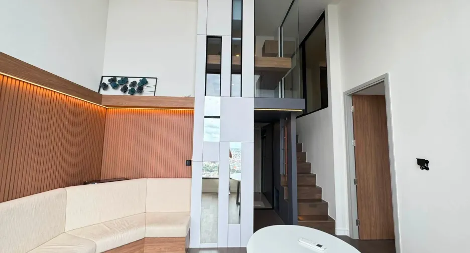 For sale and for rent 3 bedrooms condo in Bang Rak, Bangkok