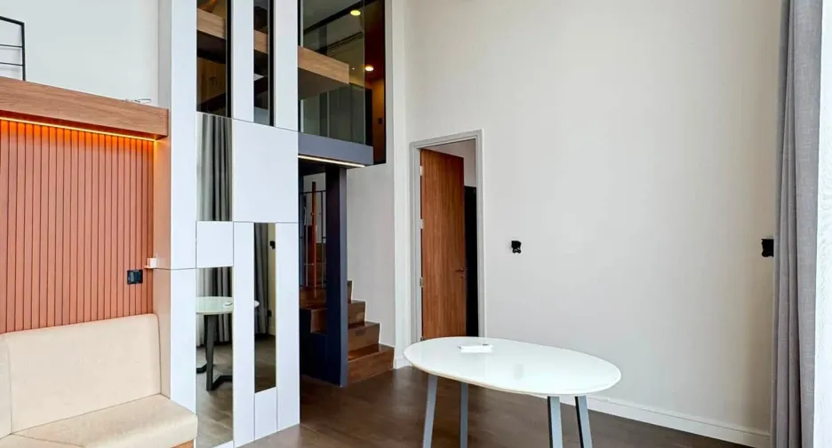 For sale and for rent 3 bedrooms condo in Bang Rak, Bangkok