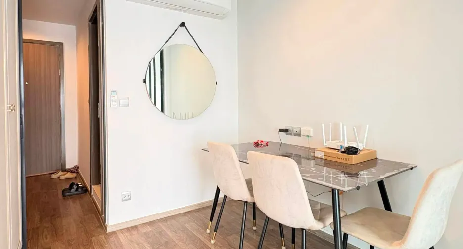 For rent 2 bedrooms condo in Chatuchak, Bangkok