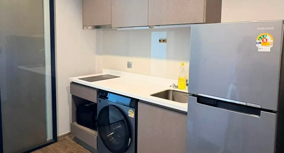 For rent 2 bedrooms condo in Chatuchak, Bangkok
