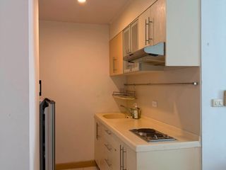 For rent studio condo in Khlong San, Bangkok