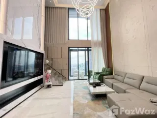 For rent 4 bedrooms condo in Sathon, Bangkok