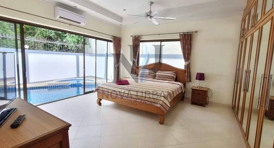 Villa en alquiler de 5 habitaciones en Jomtien, Pattaya